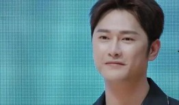 娱乐圈吃瓜爆料邓超是谁,娱乐圈风云人物，揭秘其背后的故事与争议