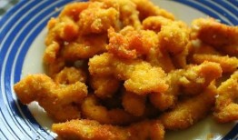 路边炸鸡爆料视频,揭秘路边炸鸡制作全过程