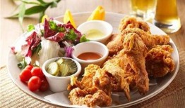 路边炸鸡爆料视频,揭秘路边炸鸡制作全过程