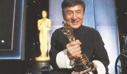 成龙大哥爆料娱乐圈黑幕,娱乐圈黑幕背后的惊人真相